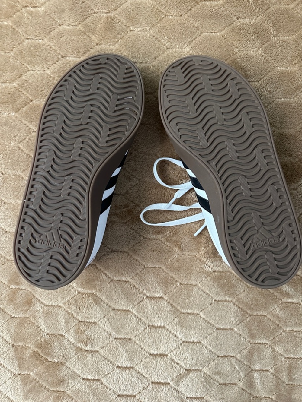 Women’s Adidas VL Court 3.0 Sneaker - Picture 6 of 9